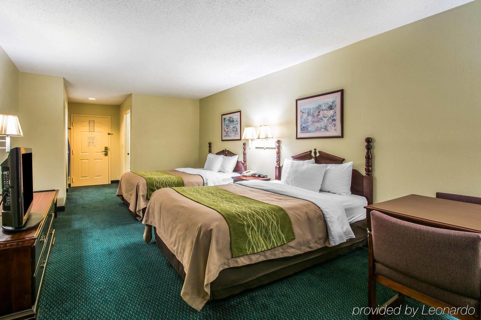 ซูเปอร์ 8 บาย วินด์แฮม มอนต์โกเมอรี I-65 Motel ภายนอก รูปภาพ