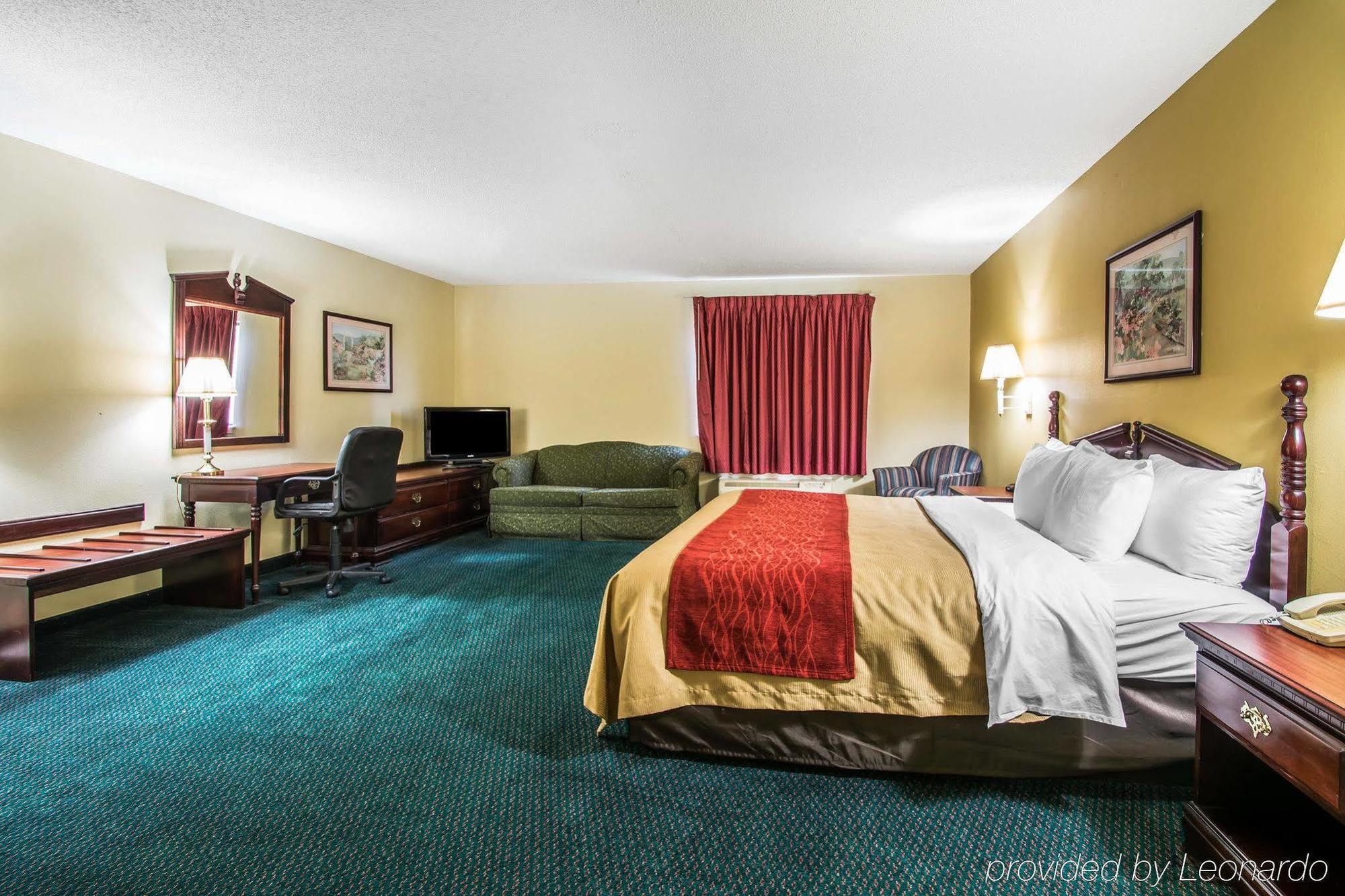 ซูเปอร์ 8 บาย วินด์แฮม มอนต์โกเมอรี I-65 Motel ภายนอก รูปภาพ